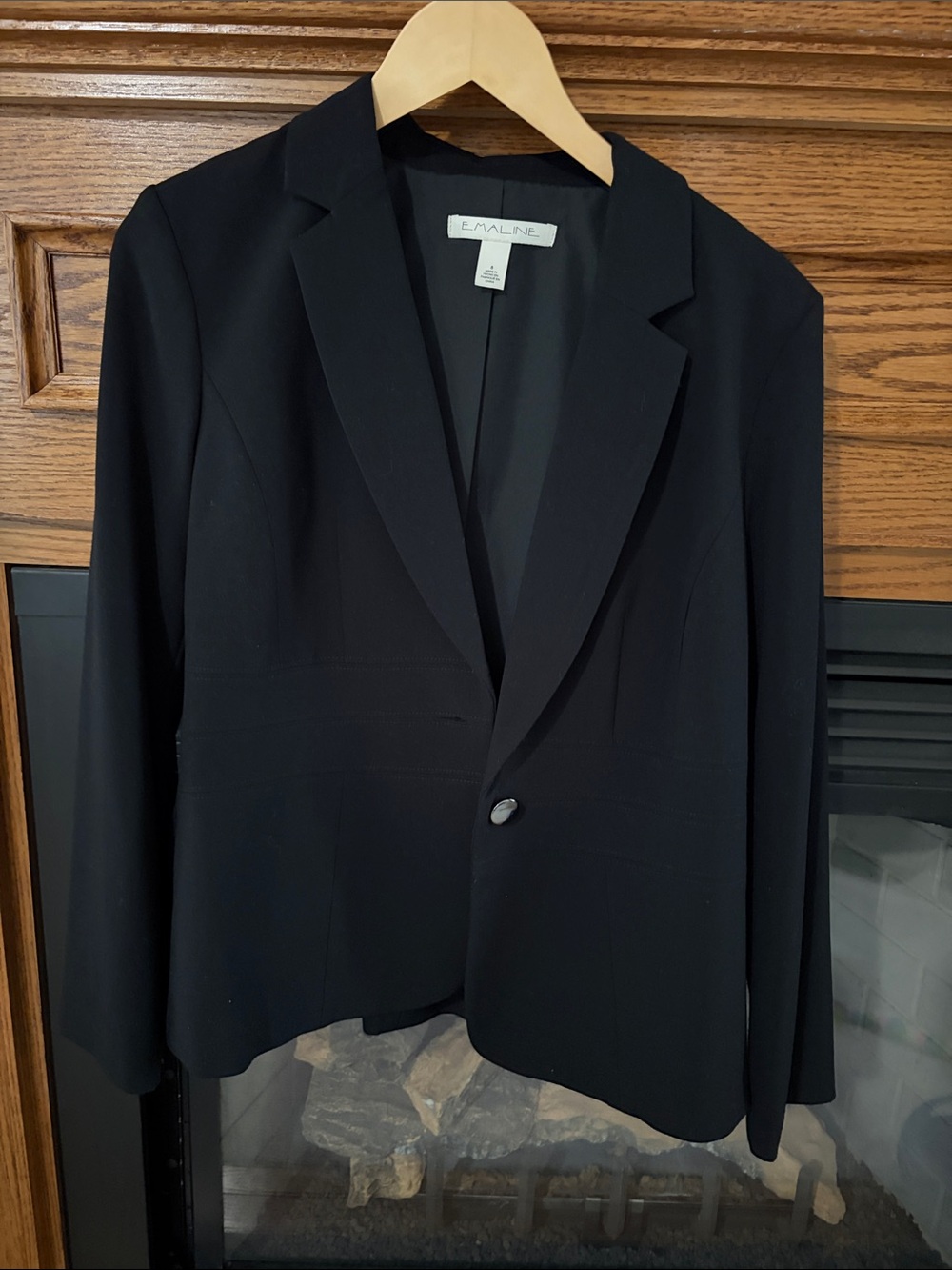 Emanine Black Single-Button Women's Blazer